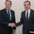 Камерон са Куртијем у Приштини: Велика Британија ће наставити да подржава Косово