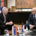 Sastanak ministra Vučevića sa odlazećim ambasadorom Slovačke Rosohom