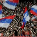 Srbija je zemlja narušene demokratije, ali u poređenju sa Rusijom je bastion – Čitajte u novom broju Nedeljnika