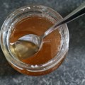 Uzimali su dve pune kašičice meda svaki dan! Naučnici dva meseca testirali: "Ovo su iznenađujući rezultati"