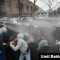 Gradonačelnik Istanbula ostaje u zatvoru, protesti širom Turske