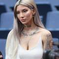Navijači Panate napali vatrenu suprugu igrača Olimpijakosa, pa usledio brutalan odgovor: "Tvoja mama..."