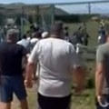 Skandal! Ovakav haos nije viđen, roditelji ušli na teren i tukli decu na utakmici, dvojica završila u bolnici!