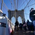 Ulični prodavci sklonjeni sa Bruklinskog mosta u Njujorku