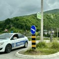 Vezao PSA za auto, pa ga vukao po ulici: Uhapšen nasilnik iz Podgorice, određeno mu zadržavanje