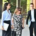 Nastavlja se suđenje roditeljima dečaka ubice: Miljana Kecmanović stigla na sud u pratnji advokata: Danas svedoče baba i…