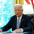 Biden: Razmislio bih na mjestu Izraela treba li gađati naftna postrojenja u Iranu