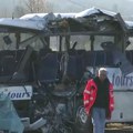 Dvoje mrtvih u direktnom sudaru dva autobusa kod Umke, u KCS primljeno 56 povređenih