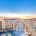 Plavetnilo luksuza: Uronite u čaroliju Pickalbatros Blu Spa Resort 5*