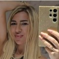 Jovana Jeremić pravi haos u hotelu u kom noć košta 350 evra: Snimila se u kupatilu, obožava ovu pevačicu