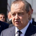 MUP demantuje navode da se ministar Dačić nalazi u bolnici