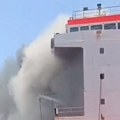 (Video) "Amerikanci su nas pogodili, tonemo, upomoć!" Snimljen dramatičan poziv u jednom od ključnih prolaza na svetu: Usledio…