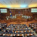 DPK prihvatio Justinu Široku Pulju za predsednicu Kosova, protivkandidatkinja Eliza Hodža, očekuje se početak sednice