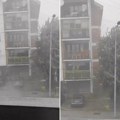 Potop u Kraljevu, ništa se ne vidi! Snažni udari vetra praćeni pljuskovima paralisali grad (VIDEO)