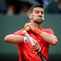 Novak pokazao kako igra najbolji na svetu! Mučio se, gubio, a onda održao čas tenisa u Ženevi!