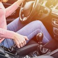 Ako vam se auto pregreva - evo šta da uradite! Ne prepuštajte ništa slučaju, postoji trik da ne završi kod majstora
