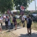 Građani Kragujevca krenuli u šetnju do Knića