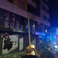 U Valjevu demonstranti zapalili prostorije SNS i demolirali zgradu gradske uprave