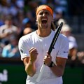 Zverev rastužio domaću publiku: Nemac preko Tijafoa do četvrtfinala Indijan Velsa