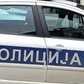 Muškarac udario policajca pa pucao na patrolu kod Novog Sada