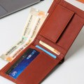 Pogledajte dobro u svoj novčanik i saznajte da li ćete se obogatiti Tu sve lepo „piše“: Kako slažete pare toliko ćete ih i…