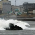 Snažan tajfun kreće se ka Japanu, izdato upozorenje najvišeg stepena