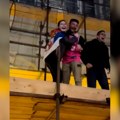 Od izborne pobede do sudbonosnog „da“ – prosidba usred slavlja u Novom Sadu