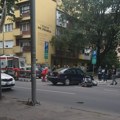 Četiri osobe povređene u udesu u Vardarskoj u Nišu