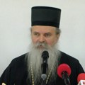 Duhovna i moralna podrška: Episkop Teodosije posetio pritvorenog Miluna Milenkovića Luneta u zatvorskoj jedinici u Podujevu