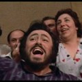 Priča o jednom od najpoznatijih operskih pevača svih vremena! Zavirite u svet Lučana Pavarotija na "Blic televiziji"!