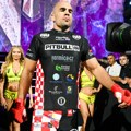 Erslan porazom debitovao u UFC-u: "Hulk" pretio, glumio uzdrmanost, pa pobedio podeljenom odlukom