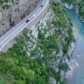 "Rekao je da mu nema žene i ćerke, pored njega je bila mrtva beba" Jezivi detalji nesreće u kanjonu Miljacke
