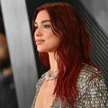 Dua Lipa dizajnirala porše, sva zarada ide na Kosovo: Luksuzan model u bojama Albanije, ona preponosna
