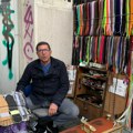 (Foto, video) Muja je poslednji beograđanin koji se bavi ovim zanatom: Stalne mušterije bile mu legendarni glumci i pevači, a…