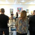 Marija Komarac kroz „Večiti mrak lažnog sjaja“ pokušava da probudi ljubav u otuđenom svetu