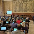 Sednica Skupštine Vojvodine: Opozicija o pripremanju otkaza za neposlušne u administraciji
