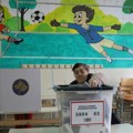 uživo (FOTO/VIDEO) Vanredni parlamentarni izbori na KiM: Do 11 časova glasalo 8,27 odsto birača