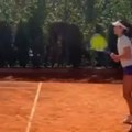 Navijači su oduševljeni: Ana Ivanović opet igra tenis! (video)