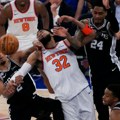 Njujork oštećen u NBA finalu? Sparsi slave Vembija - Niksi krive sudije VIDEO