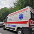 Sudar automobila i motora u Ovčarsko-kablarskoj klisuri: Povređen motociklista, kolone vozila rastu
