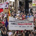 Protesti u više od 50 gradova Španije, u Valensiji povređeno devet policajaca