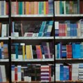 Donacija knjiga vandalizovanoj biblioteci u Kotežu