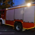 Nadvožnjak na auto-putu u Grčkoj teško oštećen nakon eksplozije i požara, u toku rušenje /video/