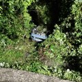 "Auto je bio na krovu, a u njemu zaglavljeni majka i dete": Komandir Lazić za "Blic" opisuje detalje jezive nesreće na…
