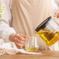 Top 8 čajeva koji tope salo: Rojbos, đumbir i zeleni čaj u borbi protiv kilograma