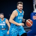 Tu je Luka Dončić: Zvezda NBA lige predvodi Sloveniju na Evobasketu
