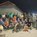 Omladina iz Donjeg Brijanja gasila požar, selo bez vode pokazalo solidarnost