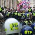 Masovni protesti u Londonu: Na antimigrantskom skupu više od 100.000 ljudi! „Želimo našu zemlju nazad“