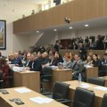 Зборови грађана и активисти најавили блокаду уочи седнице Скупштине града: Распустимо градски парламент