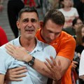 Ove fotke su mnogima promakle, pogledajte ko je prvi zagrlio Dragutina kada je Angelina Topić osvojila bronzu